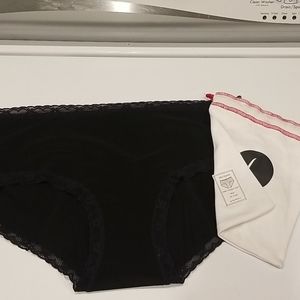 Lilova Period Panties.  Mia Hipster.